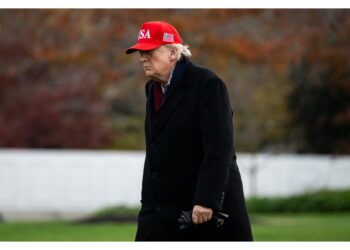 'E la Ue continua a comprare petrolio dalla Russia'