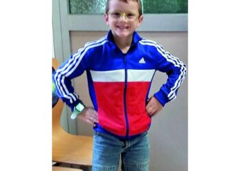 Il piccolo Giovanni colpito più volte