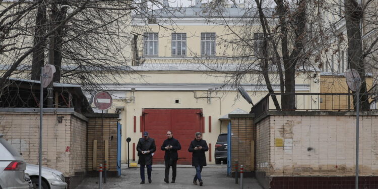 Sia locali che stranieri