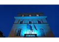 Per la Giornata dell'Infanzia un monumento illuminato di blu