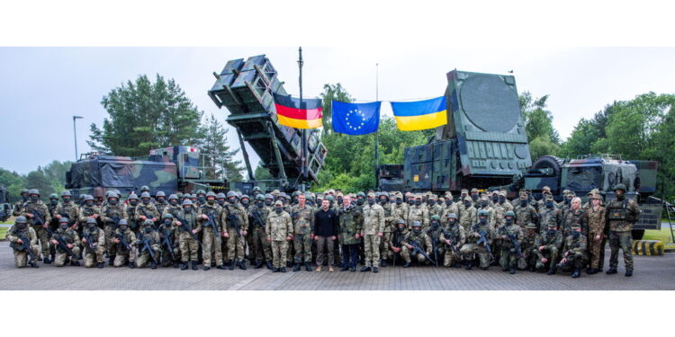 'Continuano i negoziati su ulteriori passi per difesa aerea'