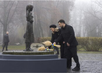 'Continuano a colpire condomini e infrastrutture civili'