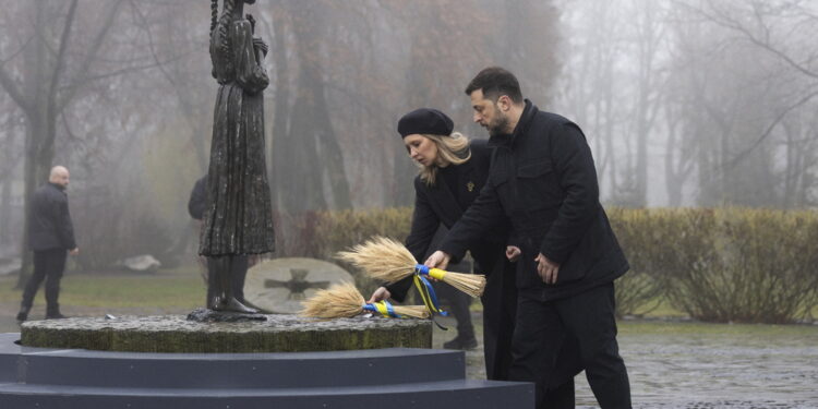 'Continuano a colpire condomini e infrastrutture civili'