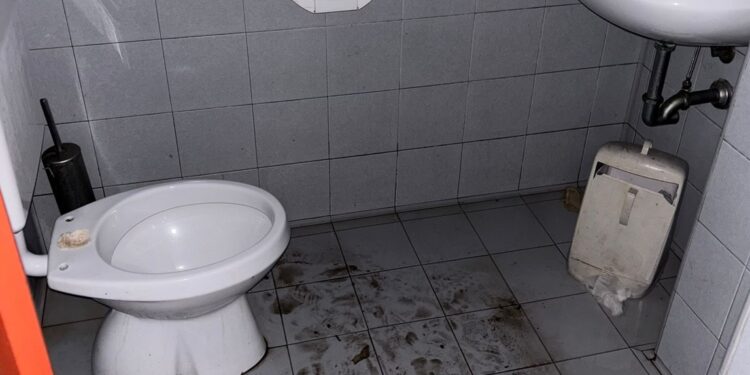 bagno cimitero monumentale