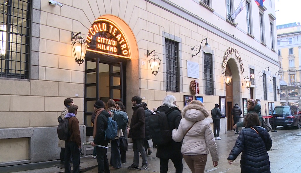 L’addio a Ornella Vanoni, Milano piange la grande cantante: “Donna libera e artista unica”