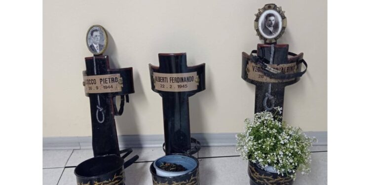 Il sindaco: 'Gesto vile e ignobile