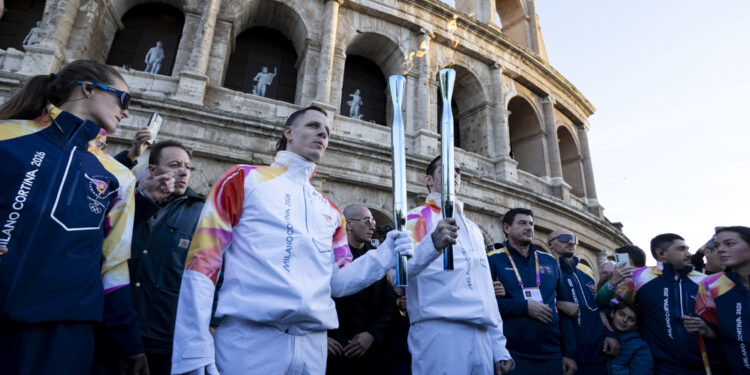 Anche attivisti pro Venezuela intercettati vicino ambasciata Usa
