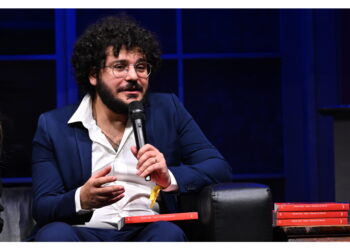 "Il giorno che portava il peso del passato è diventato luce"