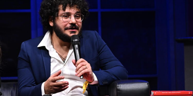 "Il giorno che portava il peso del passato è diventato luce"