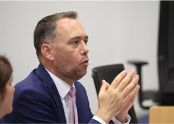 Prévot: 'Spada di Damocle per l'intero Paese