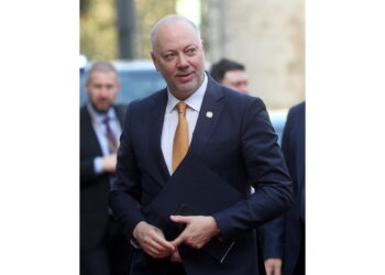 L'annuncio del premier Jeliazkov dopo un vertice di maggioranza: 'Ci dimettiamo oggi'