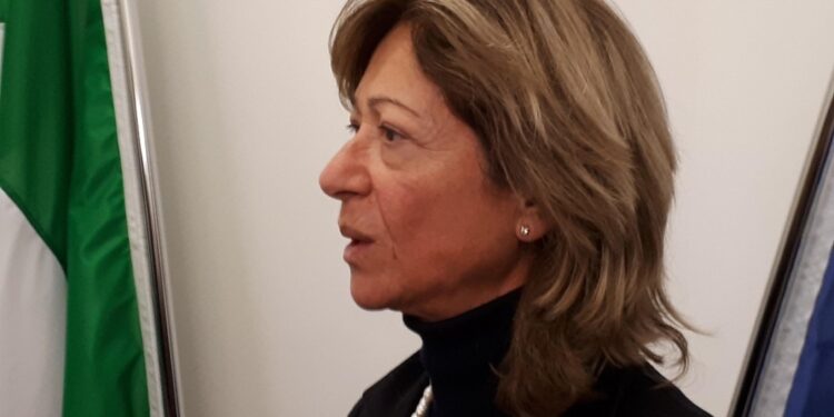 Il caso nelle Marche. Tedeschini "Sono sola e non posso lasciare l'ufficio così"