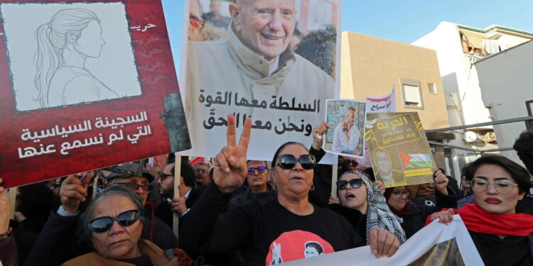 I manifestanti chiedono il rilascio degli attivisti incarcerati