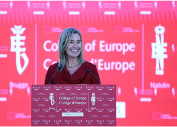 'Impegnati a rispettare i più elevati standard di integrità'