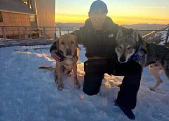 A Campo Imperatore ricognizioni con i familiari e il cane del 44enne