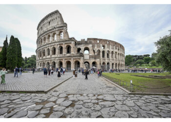La mattina la visita di Gualtieri