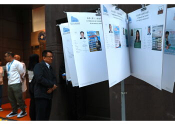 L'ombra della tragedia su voto sotto le rigide regole di Pechino