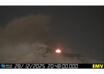 Cratere di Nord-Est al momento 'spento'