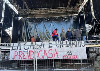 A Cosenza lo spettacolo è stato organizzato a scopo di beneficenza