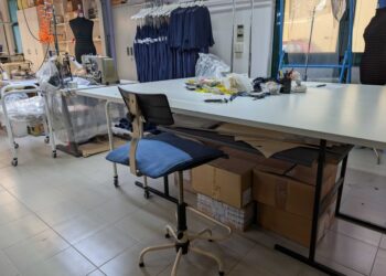 La titolare: 'lei obbligata a vivere sotto lo stesso tetto'