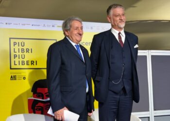 "Posizione più ragionevole è quella dell'Aie e di Cacciari"