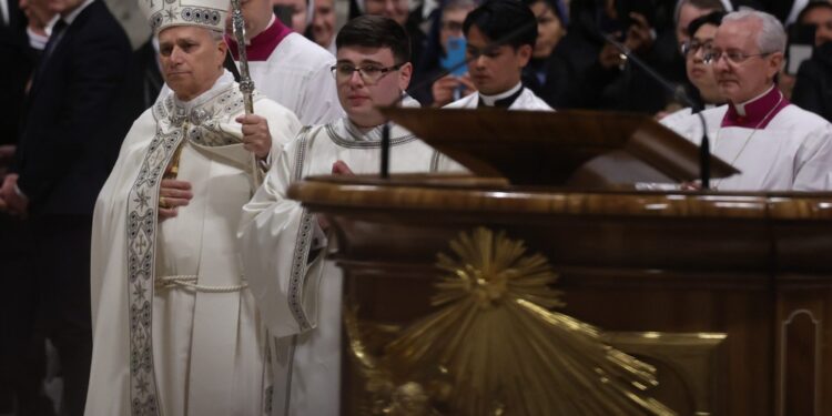 'Ammantate di discorsi ipocriti