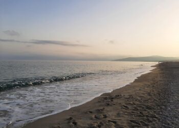 S'ipotizza che possa trattarsi di un migrante morto durante un tentativo di sbarco