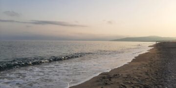 S'ipotizza che possa trattarsi di un migrante morto durante un tentativo di sbarco