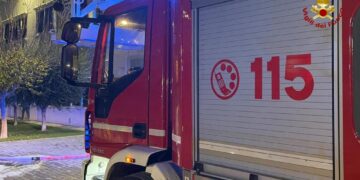 Vigili del fuoco a lavoro a Croce Grossa