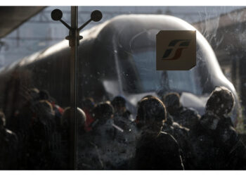 Una decina i convogli fermi al momento