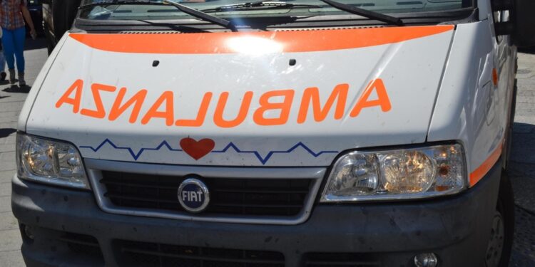 Il conducente si sarebbe subito fermato a prestare i soccorsi