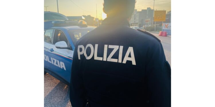 Alla guida un ragazzo di 17 anni con precedenti per estorsione