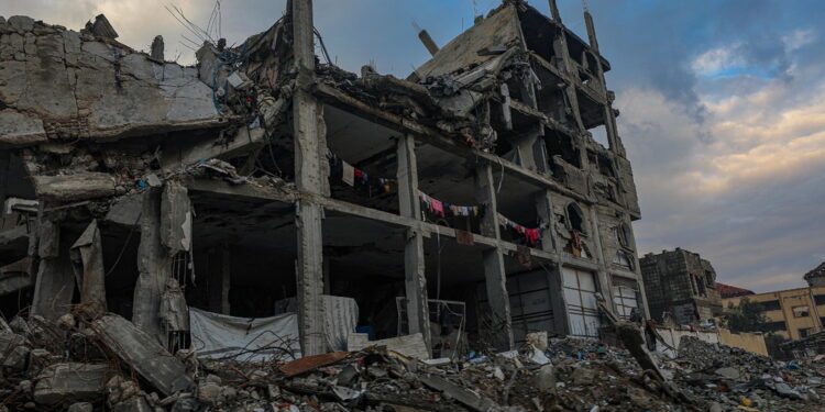 Salgono a tre i palestinesi uccisi oggi. L'Idf: 'Avevano attraversato la Linea Gialla'