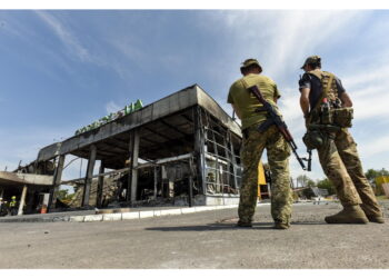 Parti della città sono rimaste senza elettricità e acqua