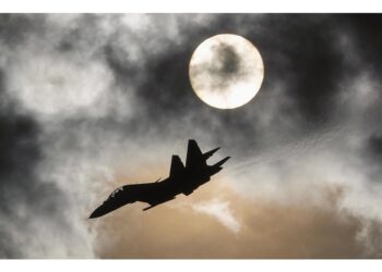 'Un aereo è stato distrutto