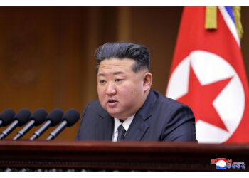 'E' di importanza fondamentale'. Ieri la visita a una fabbrica di sottomarini