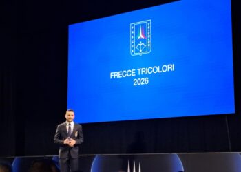 Affollato incontro in un hangar del 313/o Gruppo a Rivolto