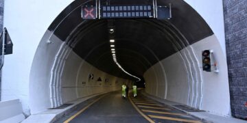 La decisione assunta per il pericolo valanghe sul versante francese