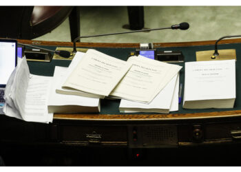 L'approvazione definitiva è attesa entro le 14 del 30