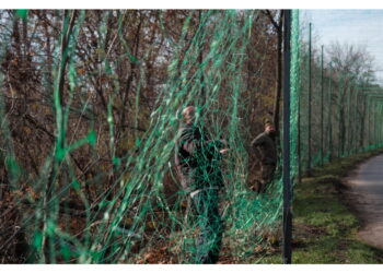 Le Monde: 'La regione potrebbe essere posta sotto la supervisione di forze internazionali'