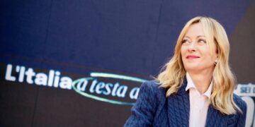 "Solo la difficoltà puo' portarla ad un accordo"