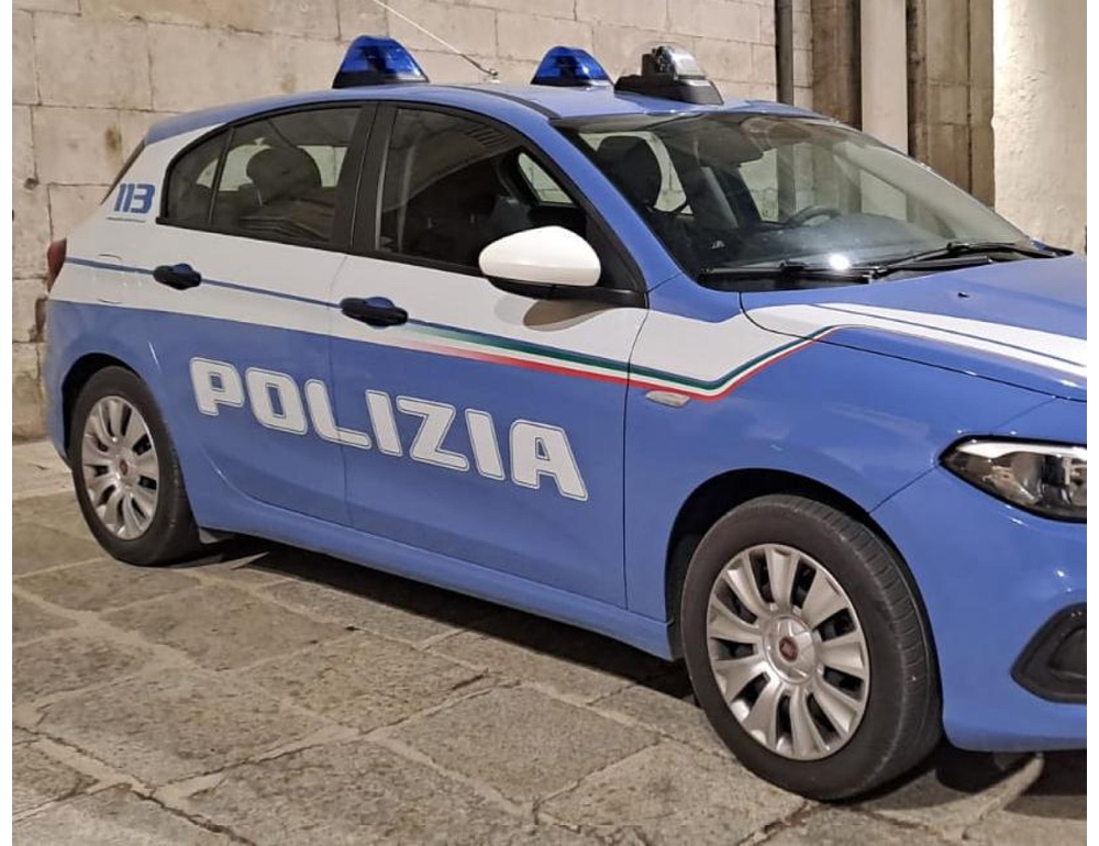 Muore a 48 anni durante un blitz antidroga della polizia