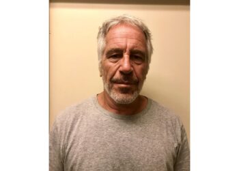 Blanche: 'Censurato ciò che possa portare all'identificazione' Molte le foto