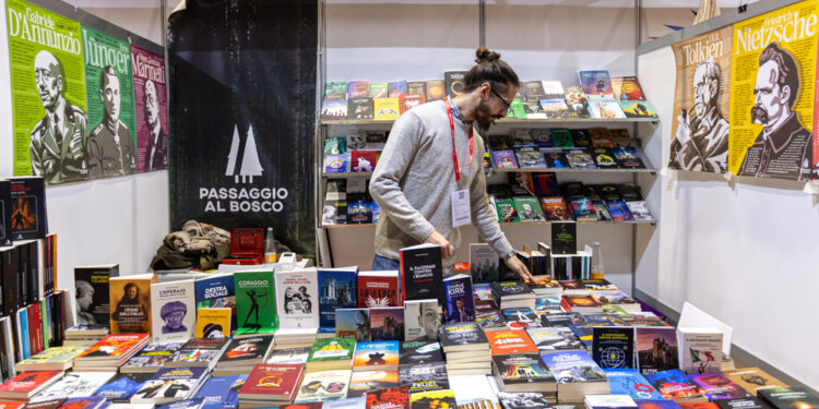 'A Più Libri lo psicodramma di una sinistra in fase terminale'