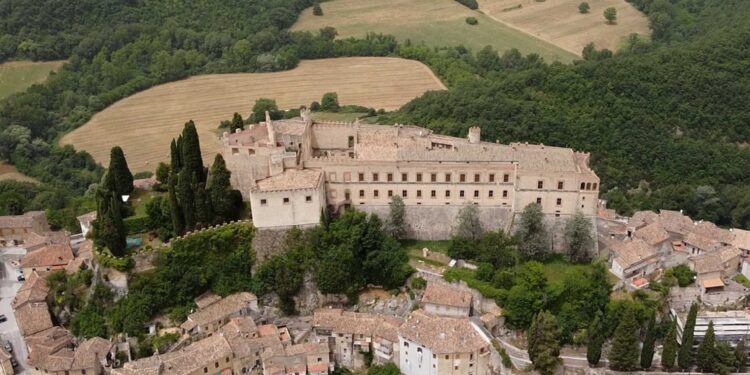 10 sindaci dell'Alta Sabina firmano contratto Energia