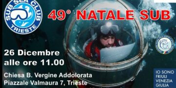 Sacerdote celebrava immerso e sotto una campana