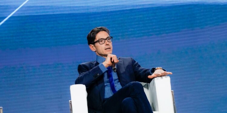 "Scendere in campo? Un tema che oggi non esiste. Sì a facce nuove in Forza Italia"