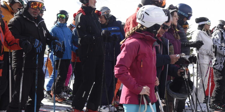 Polemiche sui social nel giorno d'apertura sulla Marmolada