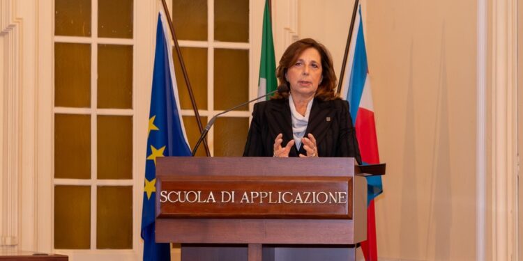 Sottosegretaria Difesa