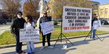 Presentarono una denuncia per vilipendio di cadavere e revenge porn ma nessuna inchiesta